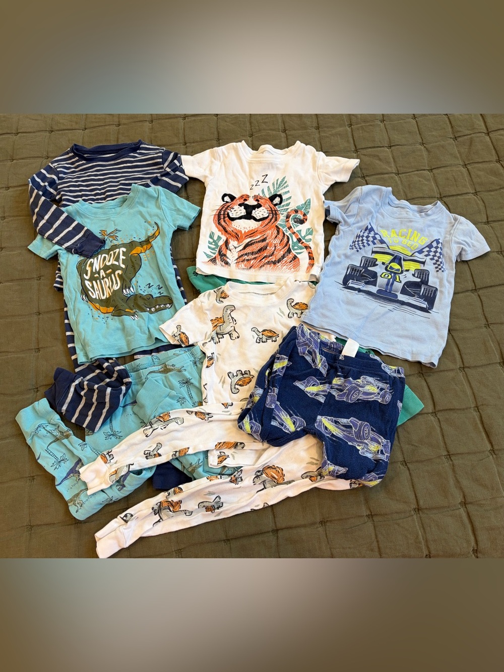 Unisex/boys’ 2T cotton pajamas, lot of 5, Carter’s, USED
